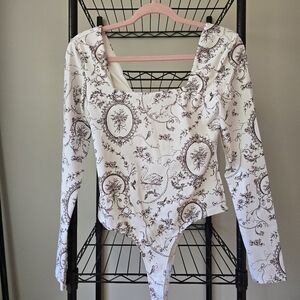 NWT Francesca's Cottage Elegant White and Brown Bodysuit
